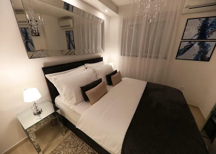 Kiko Luxury Living 4*