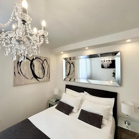 Kiko Luxury Living ゲストハウス 4*